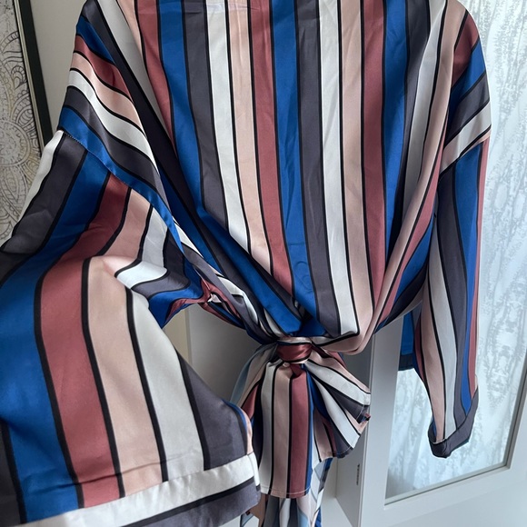 Plus size pretty little thing top 18UK = 14US - Picture 4 of 7